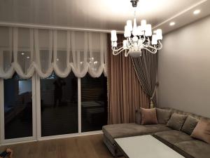 Austietė ir naktines užuolaidos